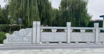 林芝 芝麻灰桥栏杆、河道栏杆安装效果