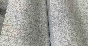 林芝芙蓉白S型拉丝面路沿石