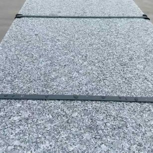 林芝 芝麻黑火烧面毛板，条板，半成品