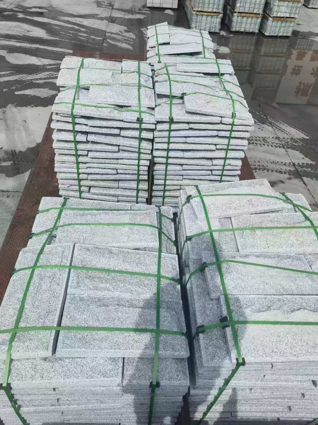 林芝 芝麻白蘑菇石装车出货