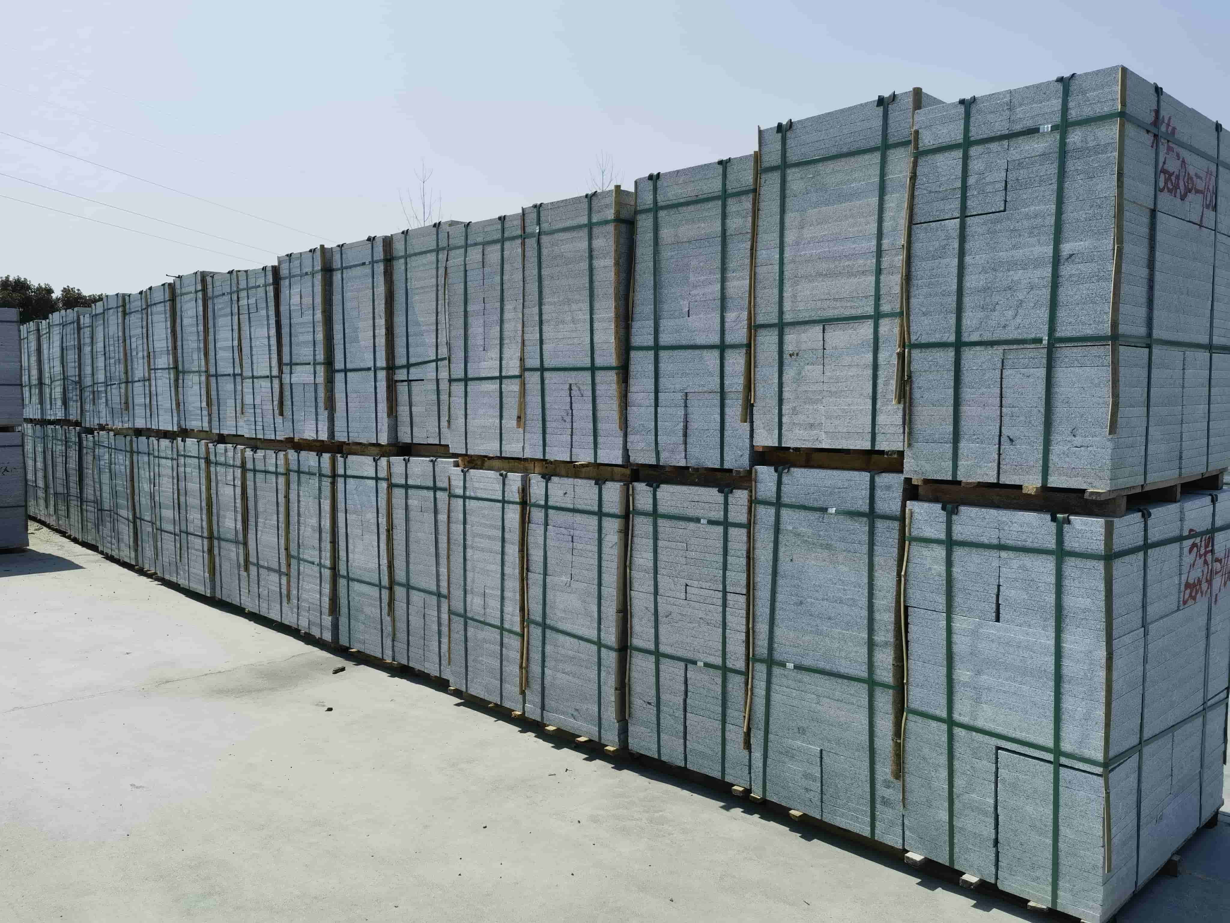 林芝芝麻白火烧300*600处理价：3公分23元，5公分28元