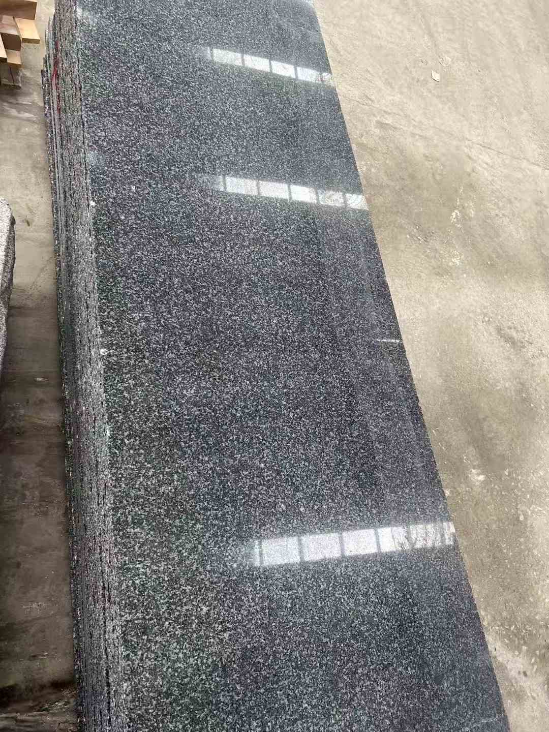 林芝 芝麻黑光面