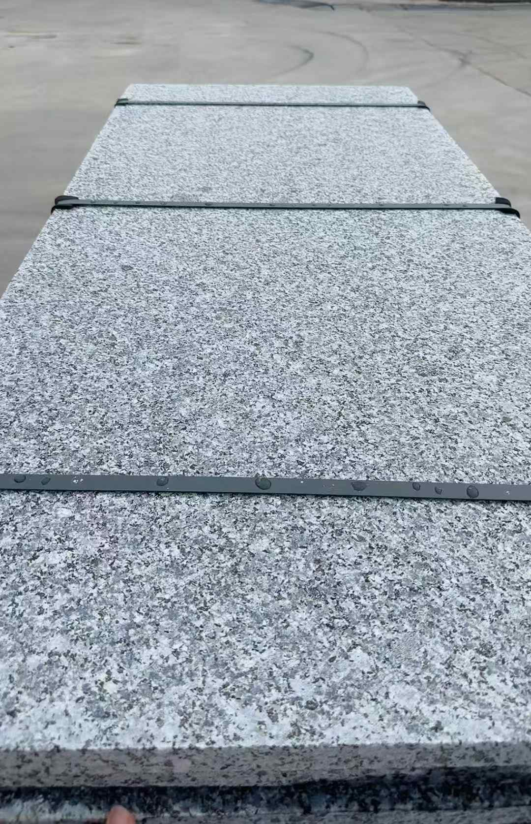 林芝 芝麻黑火烧面毛板，条板，半成品
