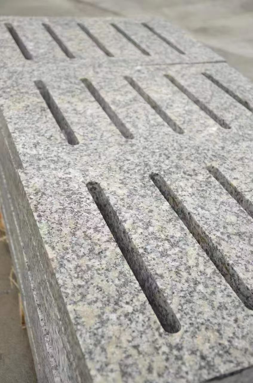 林芝芙蓉白水沟盖板